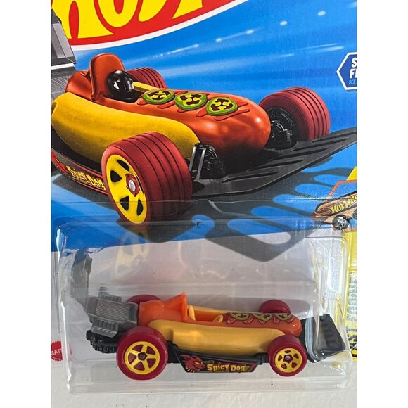 Hot Wheels Street Wiener 2024 Fast Foodie 95/250 1:64 Diecast Car - Picture 4 of 8